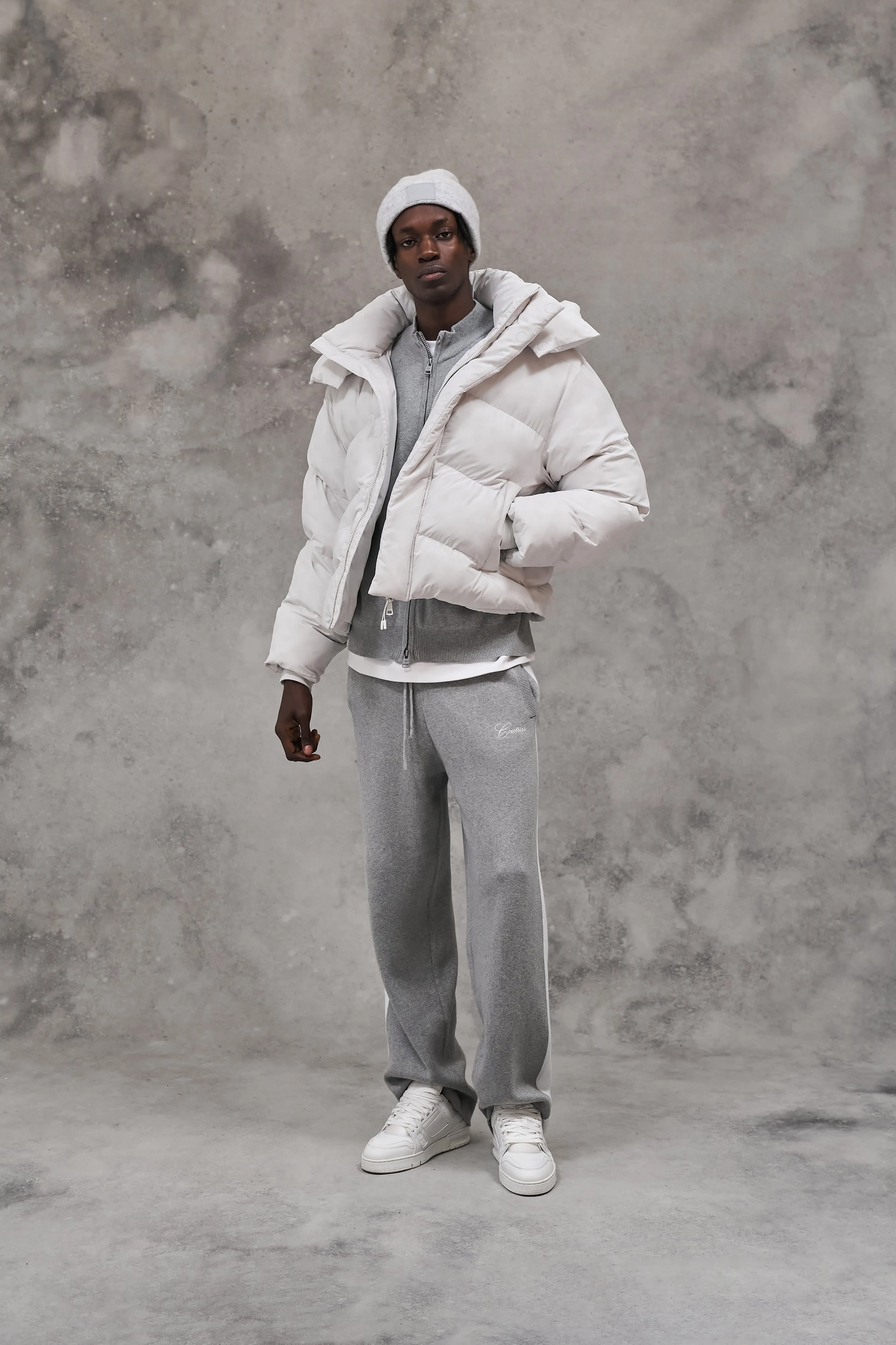 COLD REACTIVE PUFFER COAT - OFF WHITE