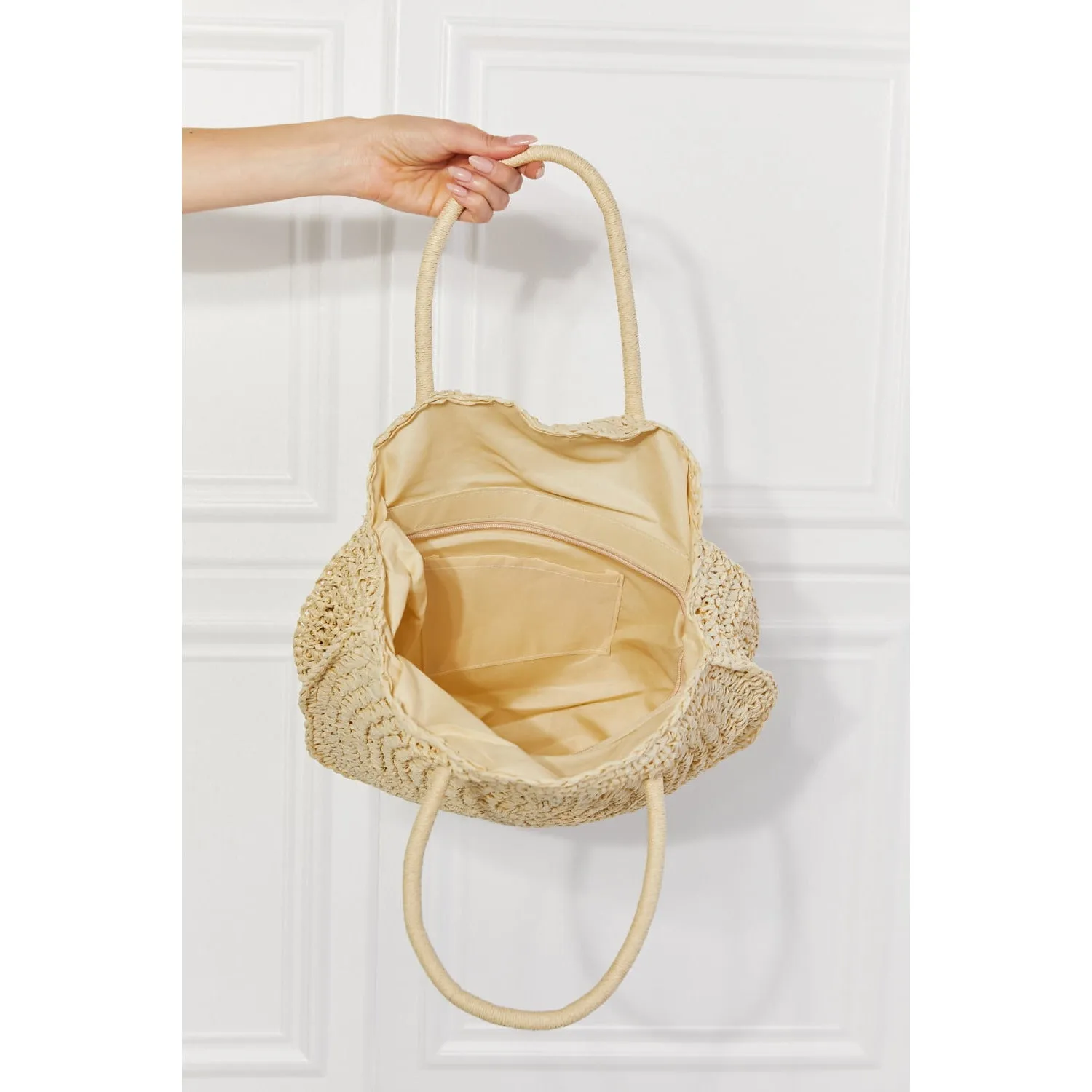 Justin Taylor Beach Date Straw Rattan Handbag in Ivory